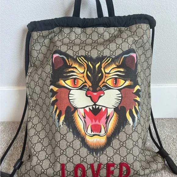 Authentic Gucci Beige Tiger Print Backpack with Black Accents - Picture 9 of 9